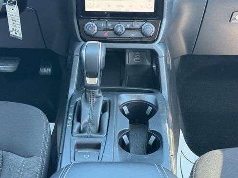 New 2026 Ford Ranger XLT w/ Equipment Group 301A High AWD/4WD image 9