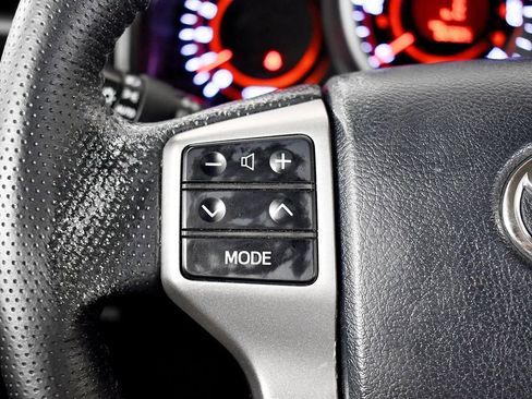 Used 2013 Toyota 4Runner Limited AWD/4WD image 20