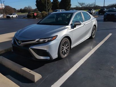 Used 2024 Toyota Camry SE