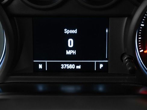 Used 2019 Chevrolet Silverado 1500 Custom w/ Custom Value Package image 18