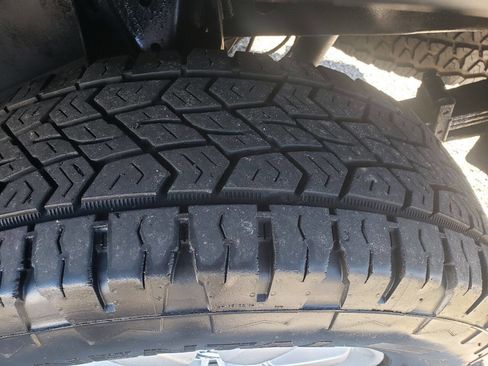 Used 2010 Nissan Titan PRO-4X w/ Pro-4x Premium Utility Pkg image 9