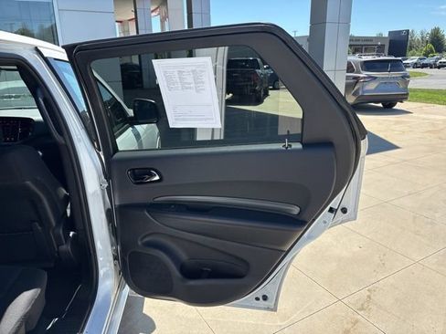 Used 2025 Dodge Durango GT AWD/4WD image 34
