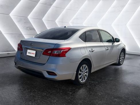 Used 2019 Nissan Sentra SV image 4