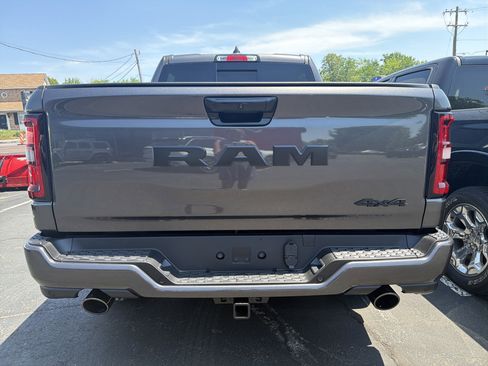 Used 2026 RAM 1500 Big Horn AWD/4WD image 7