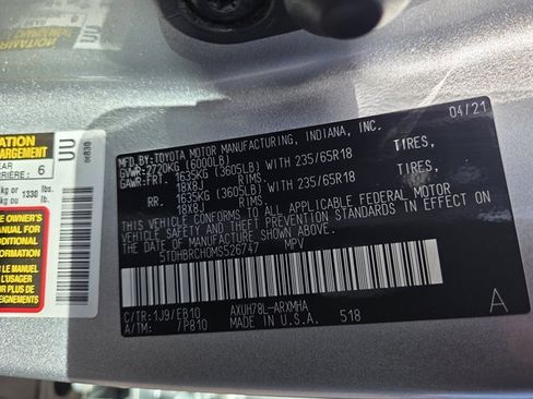 Used 2021 Toyota Highlander XLE image 16