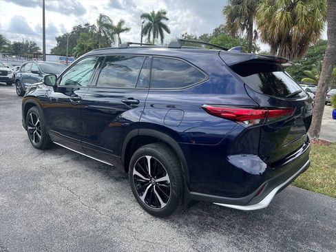 Used 2022 Toyota Highlander XSE AWD/4WD image 7