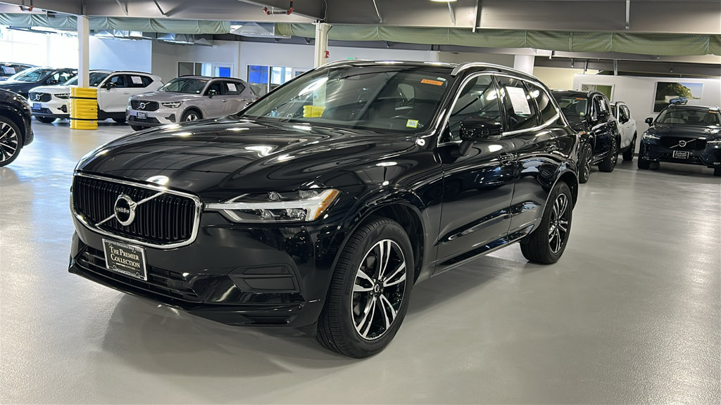 Used 2020 Volvo XC60 T5 Momentum w/ Protection Package Premier AWD/4WD image 3