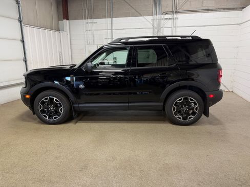 Used 2025 Ford Bronco Sport Outer Banks w/ Outer Banks Tech Package+ AWD/4WD image 5