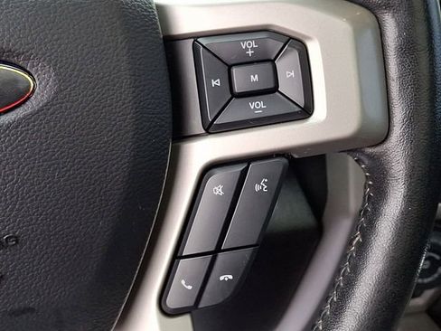 Used 2019 Ford F150 Lariat image 24