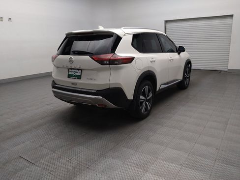 Used 2021 Nissan Rogue Platinum FWD image 9