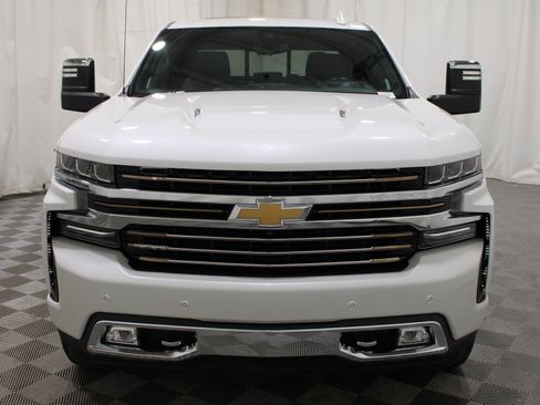 Used 2020 Chevrolet Silverado 1500 High Country w/ Technology Package AWD/4WD image 35