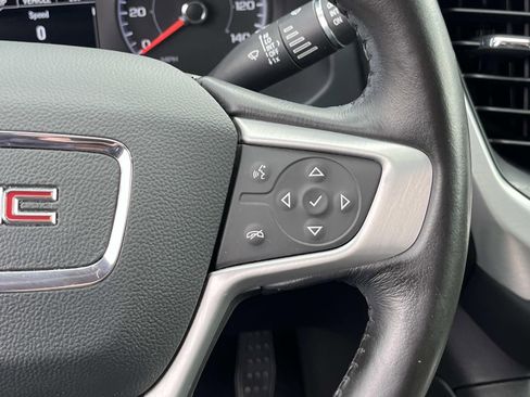 Used 2019 GMC Acadia SLE image 33