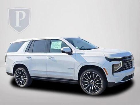 New 2026 Chevrolet Tahoe High Country AWD/4WD image 2