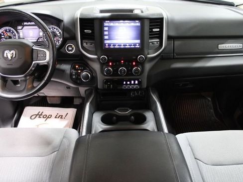 Used 2020 RAM 1500 Big Horn AWD/4WD image 30