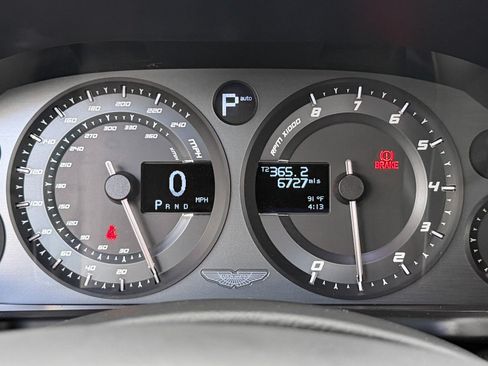 Used 2016 Aston Martin Vanquish Coupe RWD image 20