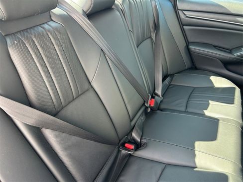 Certified 2021 Honda Accord Sport Special Edition image 24
