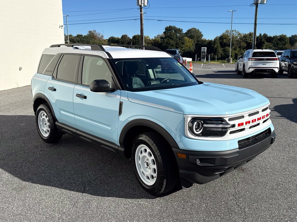 Used 2023 Ford Bronco Sport Heritage w/ Heritage Convenience Package AWD/4WD image 3