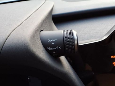 New 2025 Lexus UX 300h FWD image 14