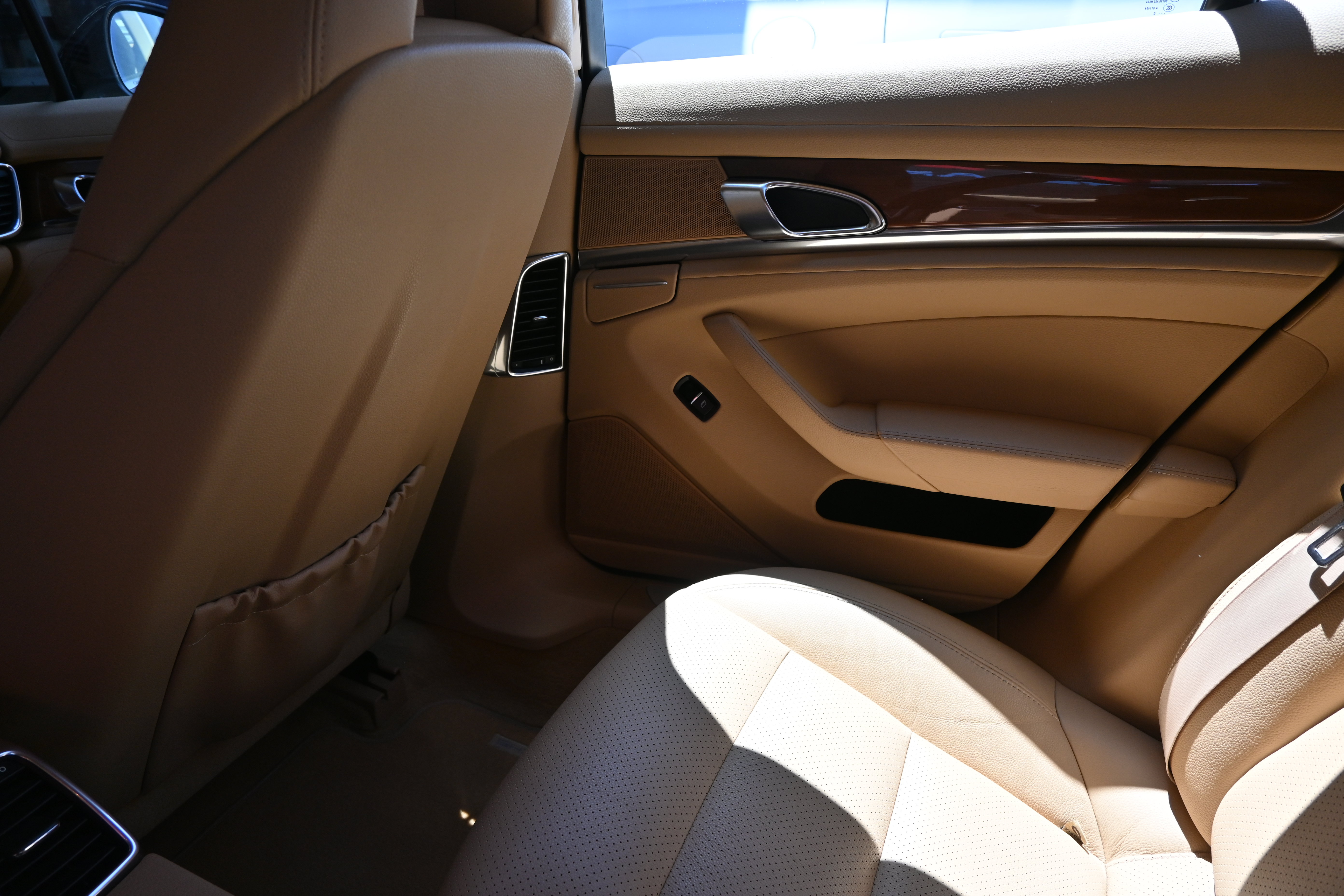 Used 2011 Porsche Panamera S RWD image 68