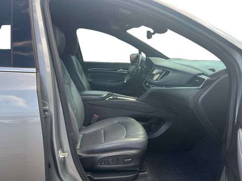 Used 2024 Buick Enclave Premium FWD image 22