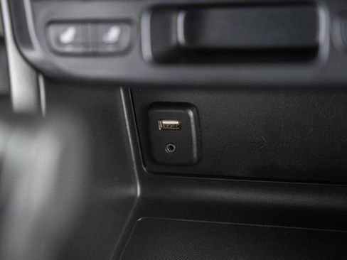 Used 2016 Chevrolet Colorado Z71 image 28