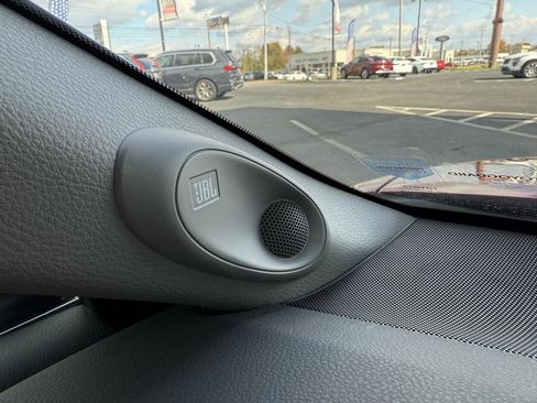 Used 2022 Toyota Camry XSE image 26