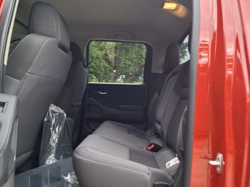 New 2026 Nissan Frontier SV w/ Tow Package AWD/4WD image 15