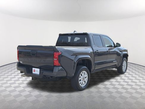 Certified 2025 Toyota Tacoma SR5 image 17