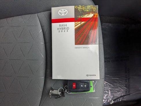 Used 2023 Toyota RAV4 XLE image 22