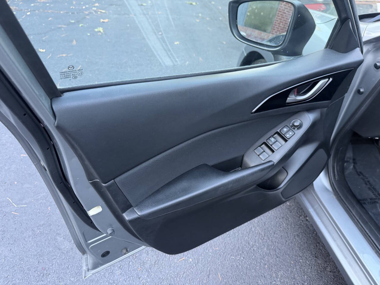 Used 2014 MAZDA MAZDA3 i Touring FWD image 11