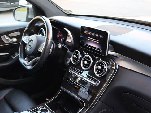 Used 2019 Mercedes-Benz GLC 300 GLC 300 image 14