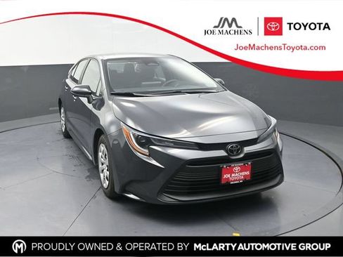Used 2024 Toyota Corolla LE FWD image 1