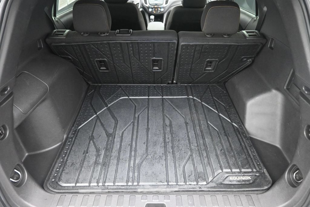 Used 2024 Chevrolet Equinox LT w/ LPO, Floor Liner Package AWD/4WD image 11