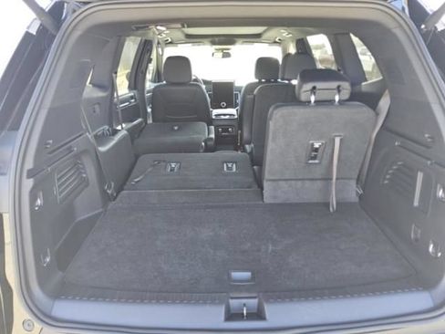 Used 2024 GMC Acadia Elevation w/ Black Edition FWD image 6