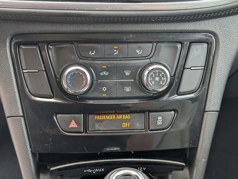 Used 2018 Buick Encore Preferred AWD/4WD image 22
