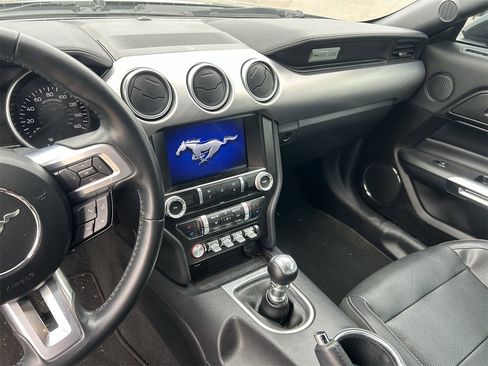 Used 2022 Ford Mustang GT Premium image 10