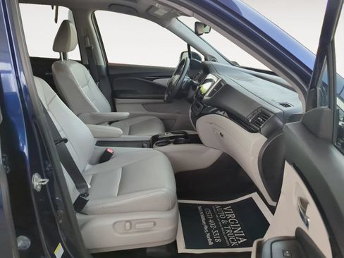 Used 2016 Honda Pilot Touring image 16