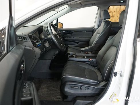 Used 2023 Honda Odyssey Touring image 13