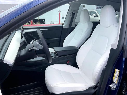 Used 2023 Tesla Model Y Performance AWD/4WD image 23