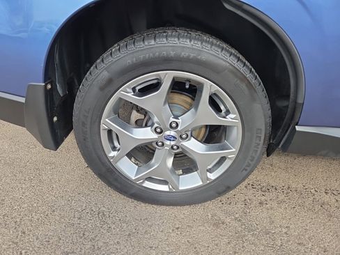 Used 2017 Subaru Forester 2.5i Touring image 11