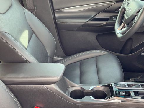 Used 2023 Chevrolet Bolt LT w/ Infotainment Package image 12