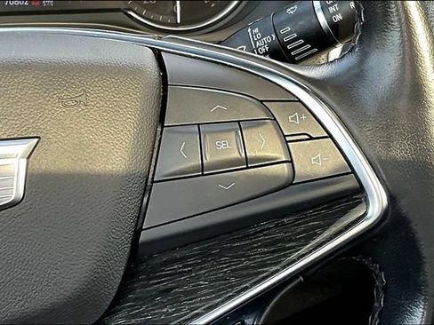 Used 2022 Cadillac XT5 Premium Luxury AWD/4WD image 14