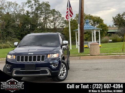 Used 2016 Jeep Grand Cherokee Limited AWD/4WD image 15