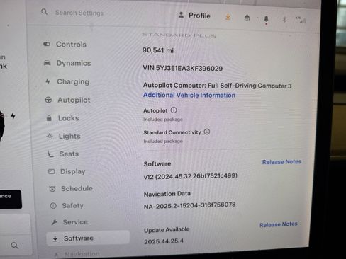 Used 2019 Tesla Model 3 Standard Range Plus image 7