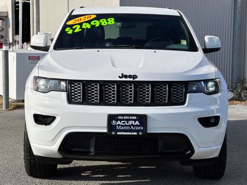 Used 2020 Jeep Grand Cherokee Altitude AWD/4WD image 9