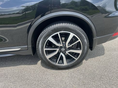 Used 2020 Nissan Rogue SL w/ Premium Package AWD/4WD image 13