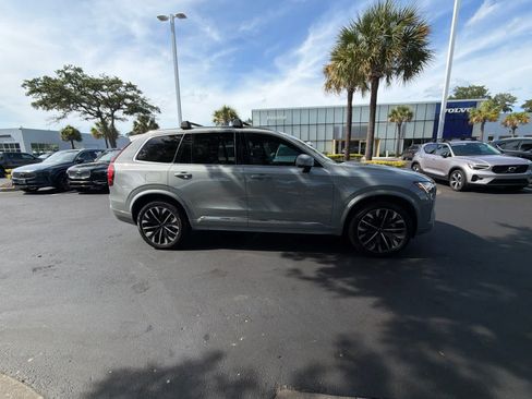 Used 2025 Volvo XC90 B5 Core AWD/4WD image 18