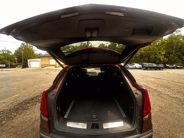 Used 2022 Cadillac XT5 Premium Luxury w/ Technology Package AWD/4WD image 18