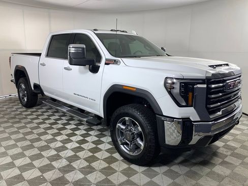 New 2026 GMC Sierra 2500 SLT w/ SLT Premium Package image 10