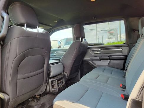 Used 2022 RAM 1500 Big Horn AWD/4WD image 23